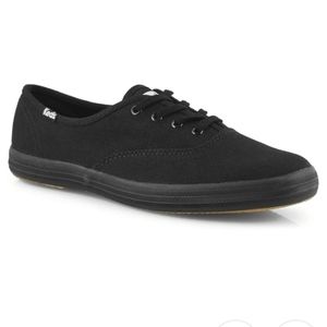 Black canvas Keds